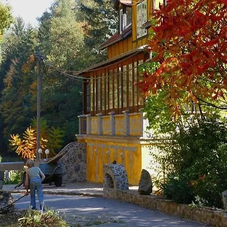 Вилла Rotschoenberg Im Tal Der Freiberger Mulde