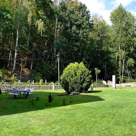 Rotschoenberg Im Tal Der Freiberger Mulde *